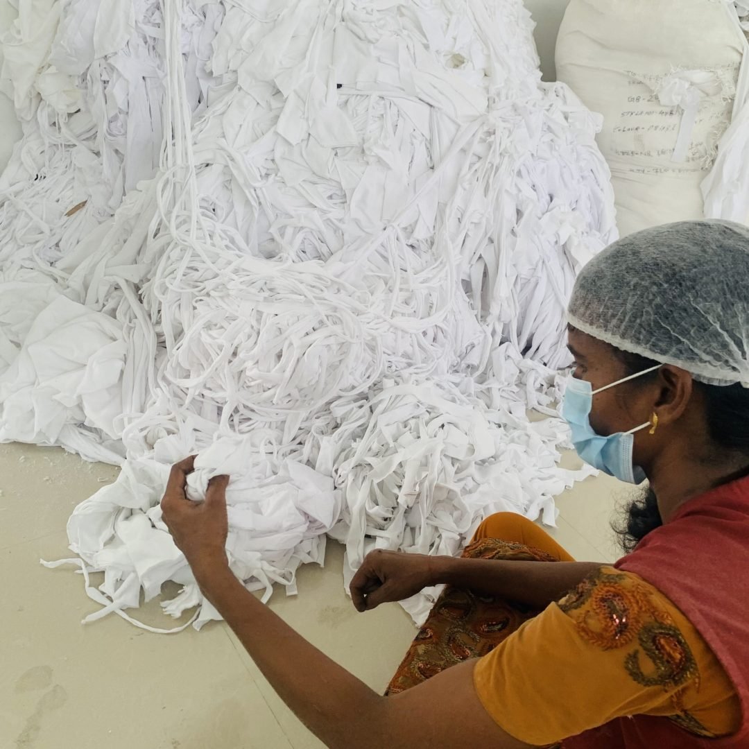 sorting textile waste